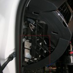 Instalace zařízení GcomB v osobním automobilu.